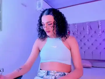 Chaturbate Adult Webcams of mika_velvet