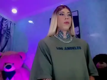 oliviahot01 from chaturbate