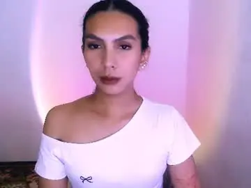 Chaturbate Watch Live Sex Cams of roxanebonifacio014