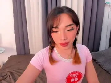 Chaturbate Live Porn of hugecock_pretty123