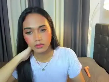 Chaturbate Adult Video Chat of hugecock_pretty123