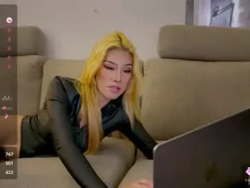 Chaturbate Live Porn of pialova