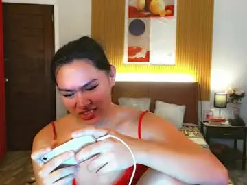 Chaturbate Live Sex of hugecock_nathalie15