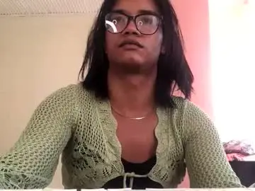 Chaturbate Live Sex Cam of horny_brii
