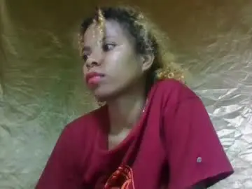 Chaturbate Live Porn of mbotyfeliciaa