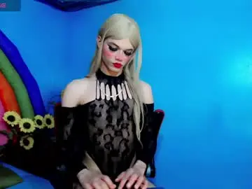 Chaturbate Live Sex Cam of isabella_kirk