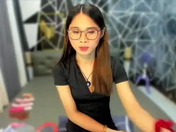 Chaturbate Private Sex Chat of zoeyhugecockxxxcum