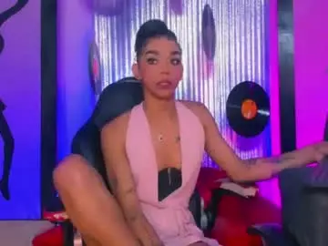 Chaturbate Live Sex Cam of _nickyminach