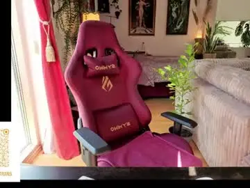 Chaturbate Live Sex Cam of bianca_transpinay