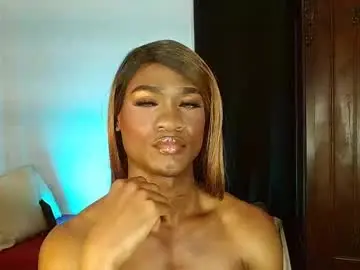 Chaturbate Free Live Porn of suannyklatten_