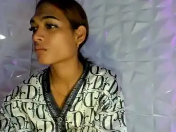 Chaturbate Nude Webcam of exoticsalsalcum