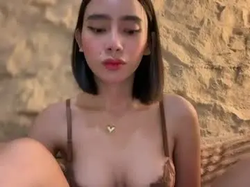 Chaturbate Live Sex Cam of yowginethegreat