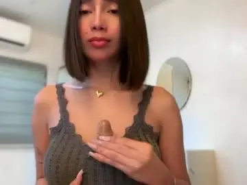 Chaturbate Live Sex Cam of yowginethegreat