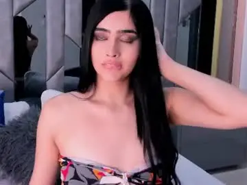 Chaturbate Sex Cam of nahomideluxe