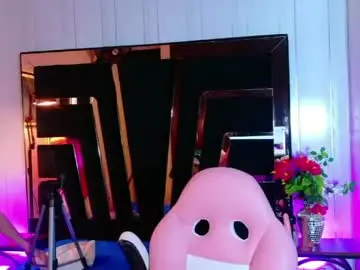 Chaturbate Live Sex Cam of stefany_piink