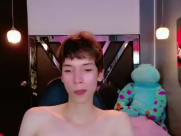 Chaturbate Live Sex Cam of stefany_piink