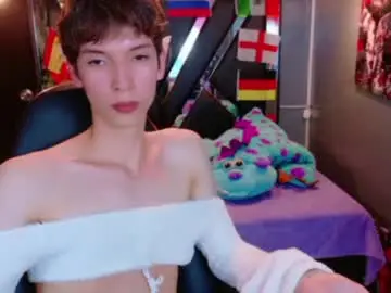 Chaturbate Live Sex Cam of stefany_piink