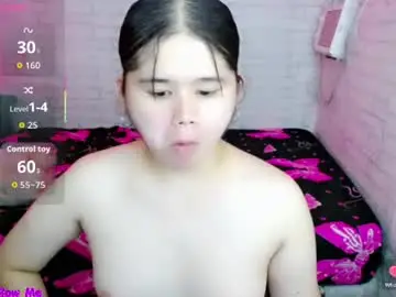 Chaturbate Live Sex Cam of kianna_schmitz