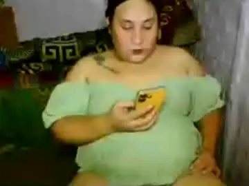 Chaturbate Live Sex Cam of uramazingbomshel