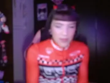 Chaturbate Best live sex cam show of charlotbelucci_