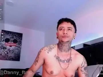 Chaturbate Live Sex Cam of danny_stark