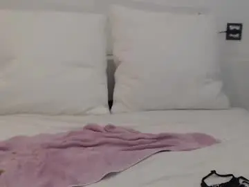 Chaturbate Nude Webcam of rebeccalachaude