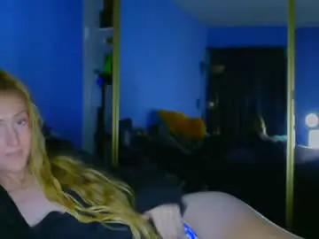 Chaturbate Adult Video Chat of lexiibbie