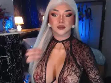 Chaturbate Adult Video Chat of hugecockchristine