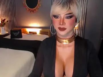 Chaturbate Free Live Porn of hugecockchristine