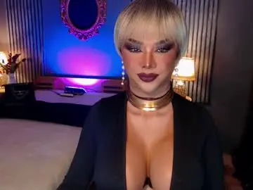 Chaturbate Best live sex cam show of hugecockchristine