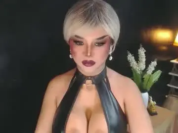 Chaturbate Live Porn of hugecockchristine