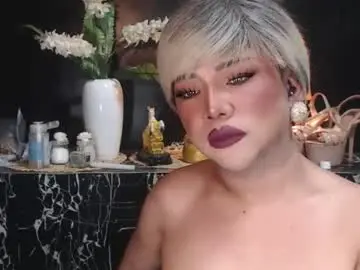 Chaturbate Best live sex cam show of hugecockchristine