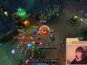 Chaturbate Sex Cam of fijisakistar