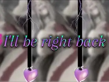 Chaturbate Live Sex Cam of bellasweet22