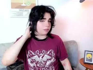 daniellesins2 from chaturbate