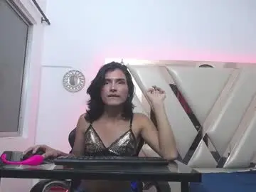 Chaturbate Live Sex Cam of madisson_jones18