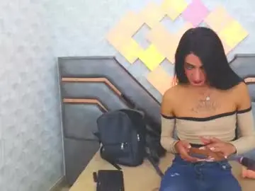 Chaturbate Live Sex Cam of ednajarath