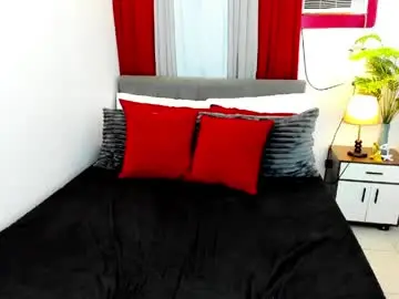 irina_woodshakylishxx from chaturbate