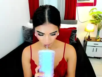 Chaturbate Sex Cam of irina_woodshakylishxx