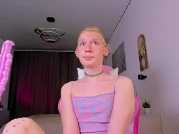 Chaturbate Free Live Porn of mikaella_nicole