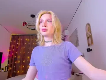 Chaturbate Nude Webcam of mikaella_nicole