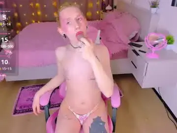 Chaturbate Sex Cam of mikaella_nicole