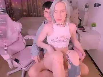 Chaturbate Live Sex of mikaella_nicole