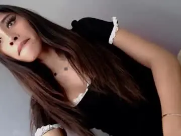 Chaturbate Live Porn of naughtylilslut69