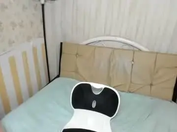 Chaturbate Live Sex Cam of uncut_jelay
