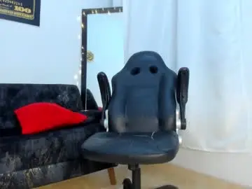 Chaturbate Adult Video Chat of isa_lovestory