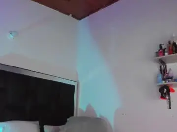Chaturbate Live Sex Cam of sharick_lovee