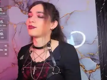 Chaturbate Live Sex Cam of maevekuro