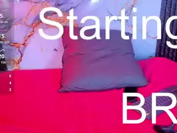 Chaturbate Live Sex Cam of maevekuro