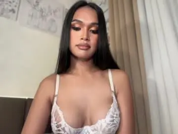 Chaturbate Live Sex Cam of cinnamoncandy14
